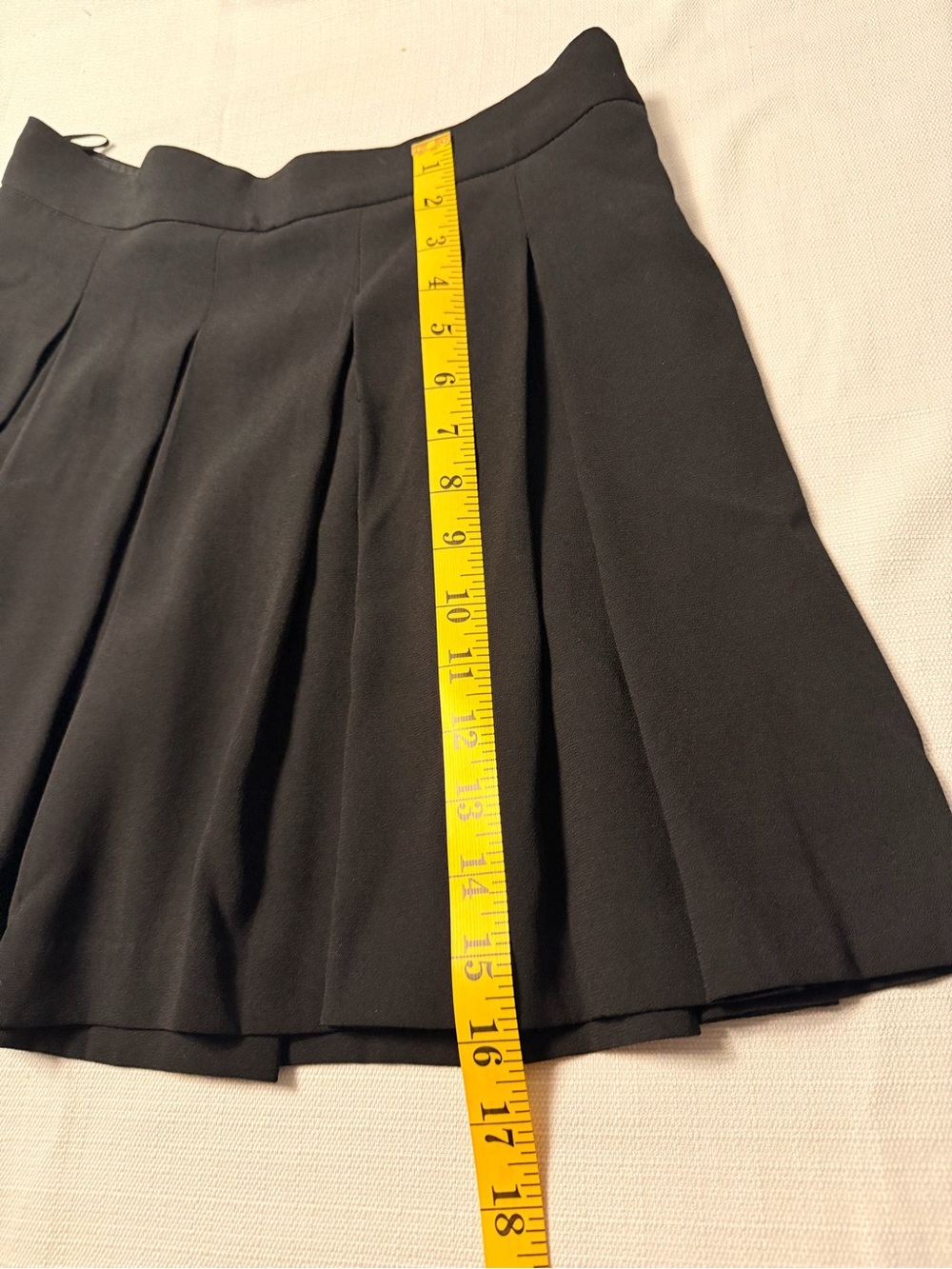 Babaton Black Pleated Mini Skirt - Picture 8 of 9